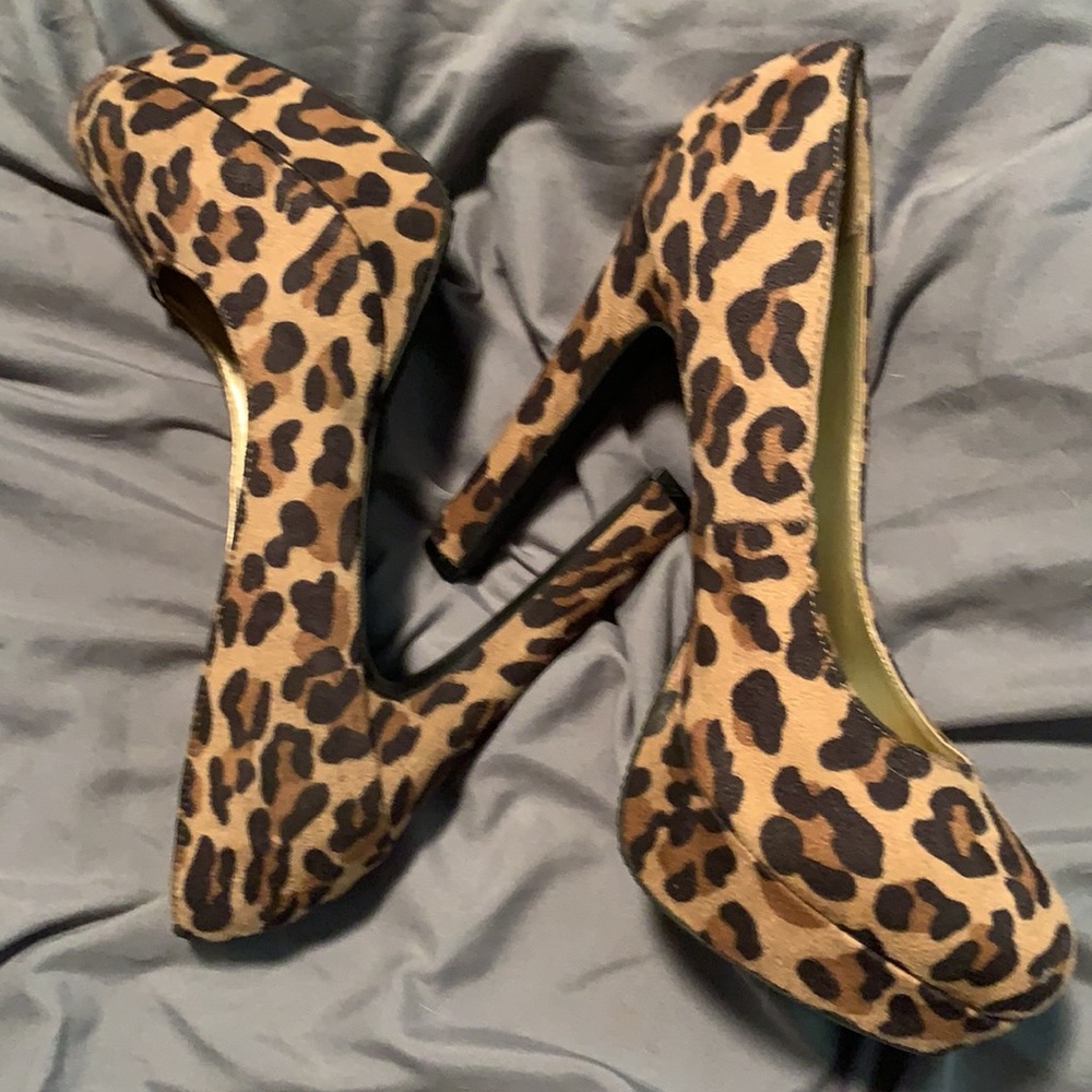 Leopard heels - Picture 2 of 7